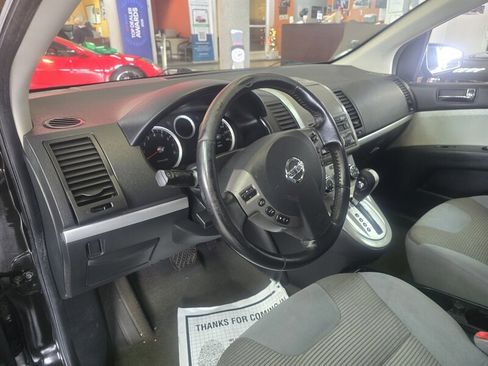 Used 2010 Nissan Sentra 2.0 S w/ Convenience Pkg image 8
