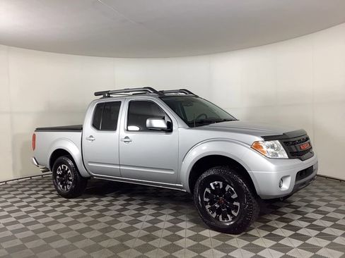 Used 2015 Nissan Frontier PRO-4X image 1