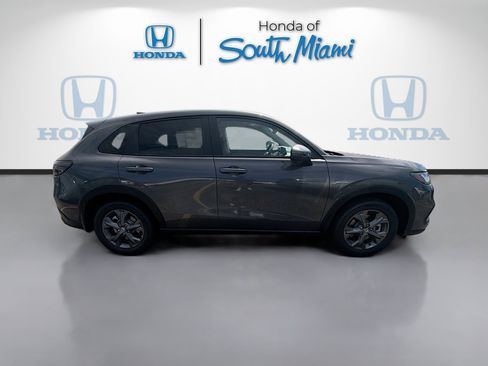 New 2026 Honda HR-V LX image 8
