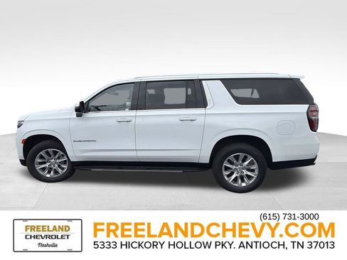 Used 2023 Chevrolet Suburban Premier image 6