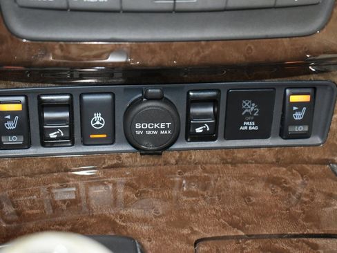 Used 2016 INFINITI QX80 Luxe w/ 22" Wheel Package image 36