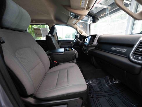 Used 2019 RAM 1500 Big Horn AWD/4WD image 25