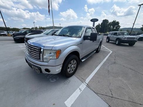 Used 2011 Ford F150 XLT w/ XLT Chrome Pkg AWD/4WD image 2