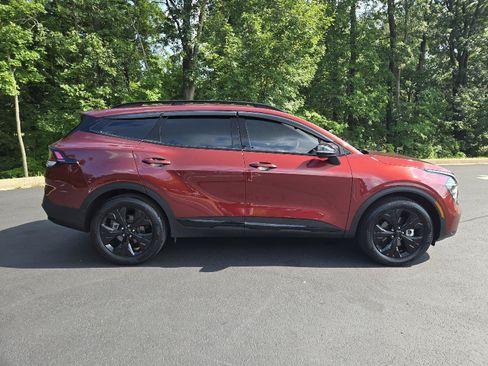Used 2025 Kia Sportage X-Line AWD/4WD image 2