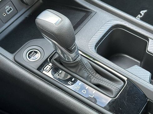 Used 2025 Nissan Sentra S FWD image 17
