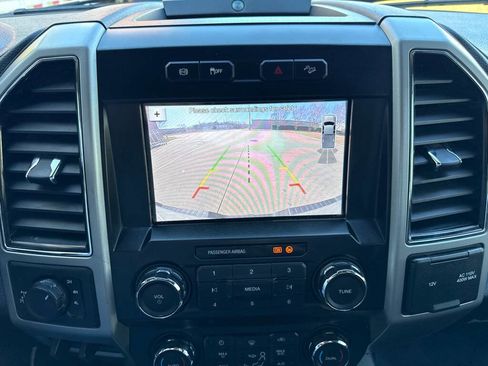 Used 2019 Ford F250 Lariat w/ Chrome Package image 26