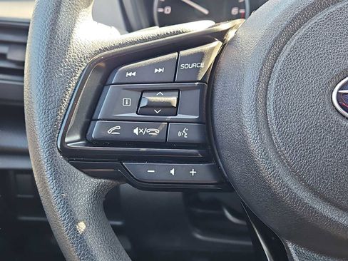 Used 2025 Subaru Crosstrek 2.0i Premium image 24