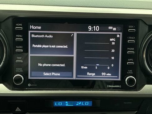 Used 2022 Toyota Tacoma SR5 w/ Technology Package RWD image 17