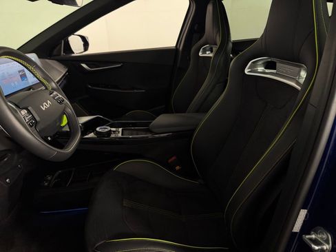 Used 2023 Kia EV6 GT image 24