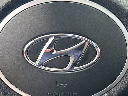 Certified 2022 Hyundai Tucson SEL w/ Convenience + Premium Package FWD image 28