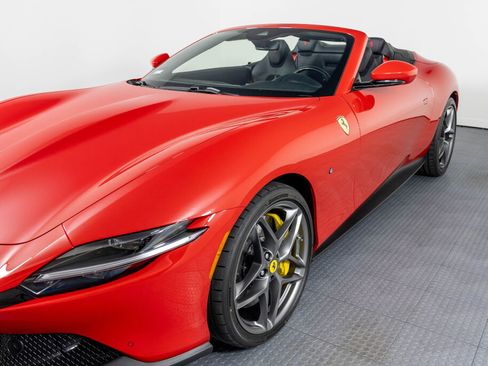 Certified 2025 Ferrari Roma Spider image 24
