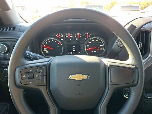 Used 2024 Chevrolet Silverado 1500 Custom image 18