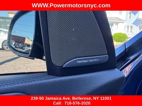 Used 2021 BMW X7 xDrive40i w/ M Sport Package AWD/4WD image 23