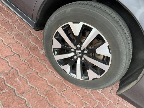 Used 2025 Honda Odyssey EX-L image 9