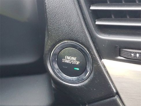 Certified 2015 GMC Yukon Denali image 8