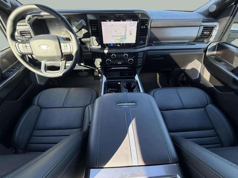 Used 2026 Ford F450 Platinum w/ FX4 Off-Road Package image 15