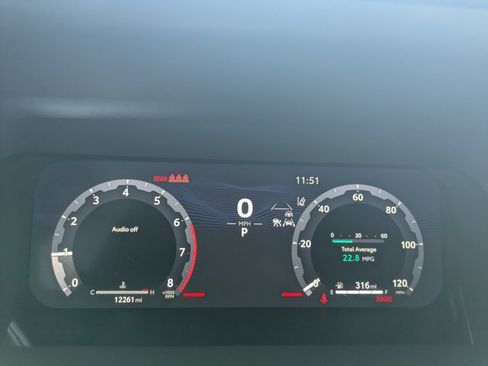 Used 2025 Toyota Tacoma TRD Sport AWD/4WD image 10