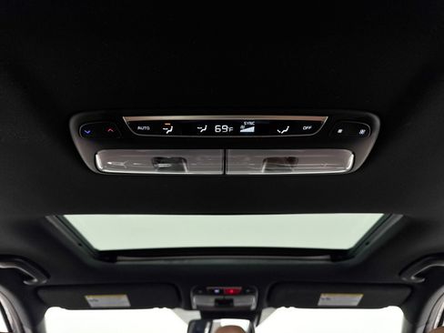 Certified 2024 Kia Telluride SX X-Line AWD/4WD image 34