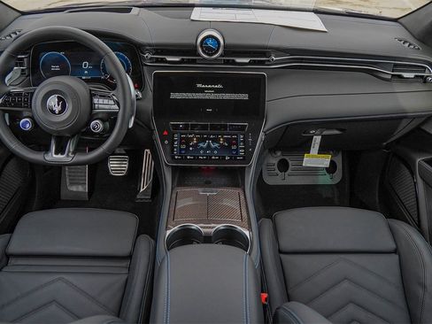 New 2026 Maserati Grecale Modena image 19