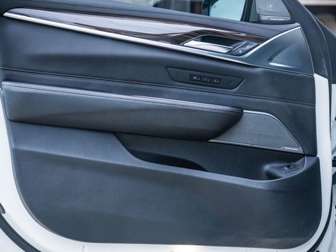 Used 2018 BMW 640i Gran Turismo xDrive w/ M Sport Package image 18