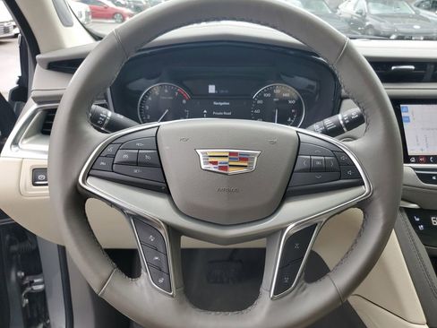 Used 2023 Cadillac XT5 Premium Luxury AWD/4WD image 17
