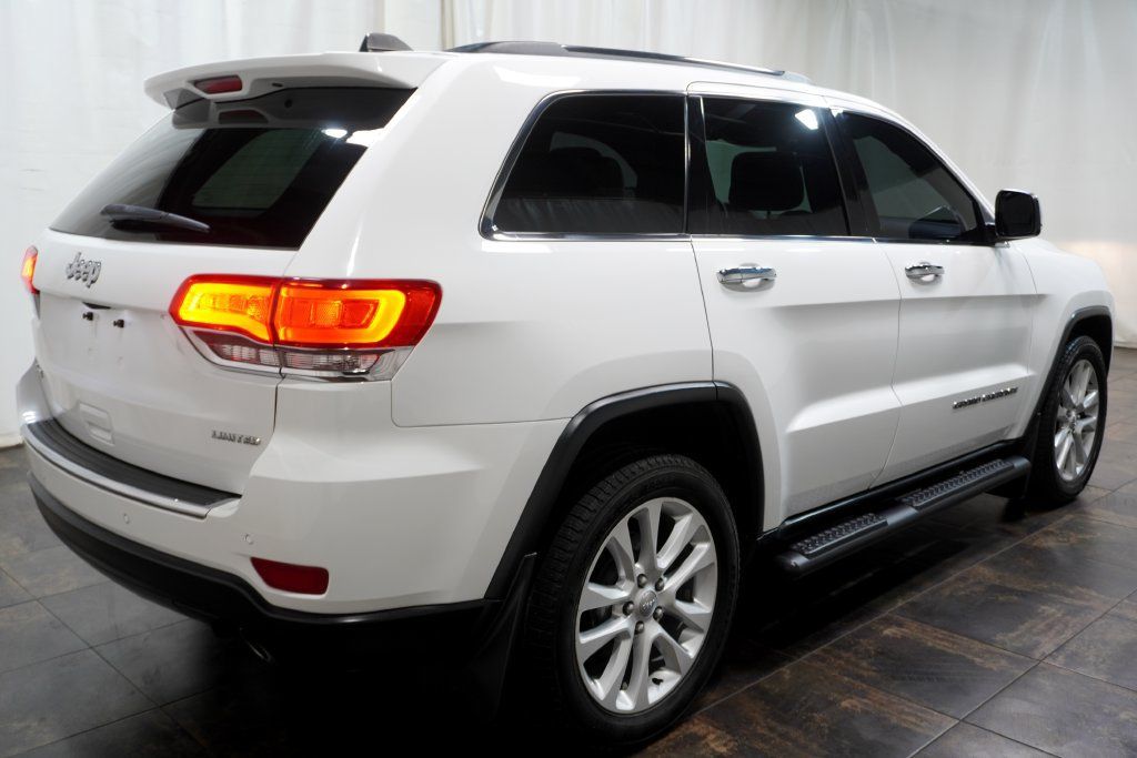 Used 2017 Jeep Grand Cherokee Limited AWD/4WD image 5