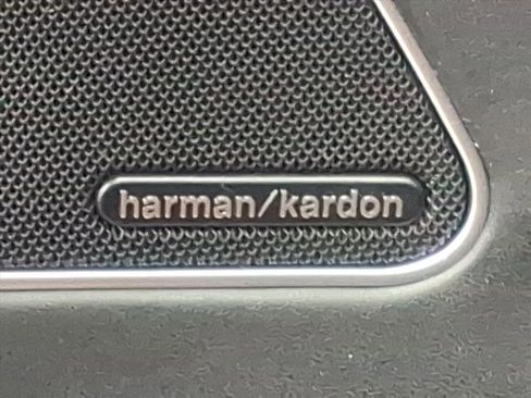 Used 2019 Maserati Levante GranLusso image 15