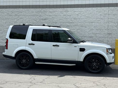 Used 2016 Land Rover LR4 HSE LUX AWD/4WD image 16
