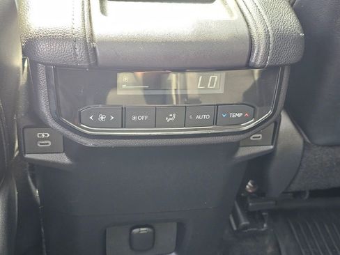 Used 2025 Toyota Grand Highlander AWD Hybrid image 19