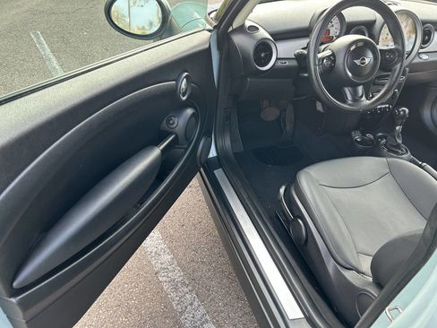 Used 2013 MINI Cooper Hardtop image 14