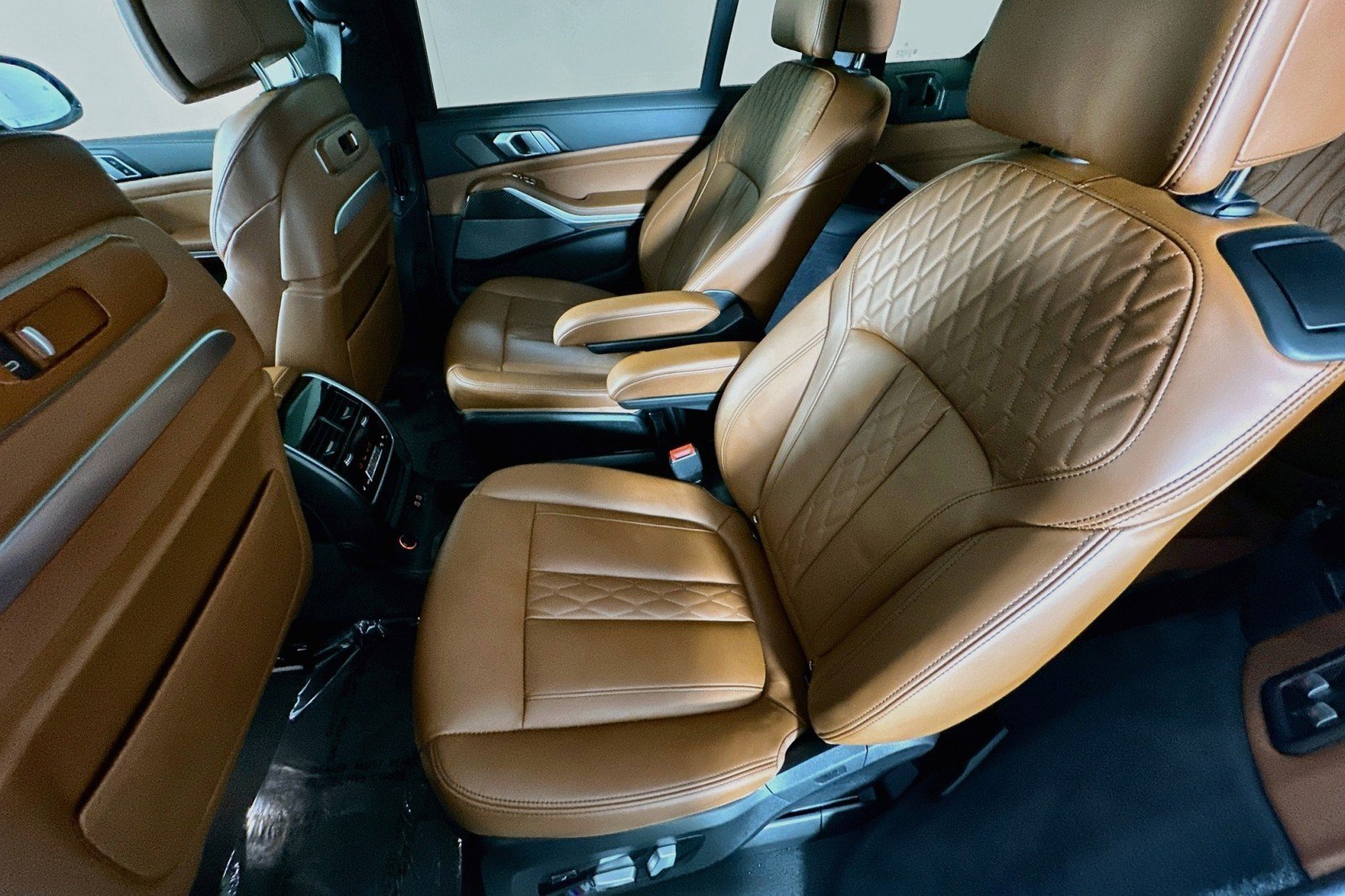 Used 2024 BMW X7 M60i w/ Executive Package AWD/4WD image 9