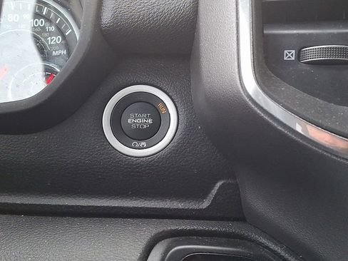 Used 2023 RAM 1500 Laramie AWD/4WD image 22