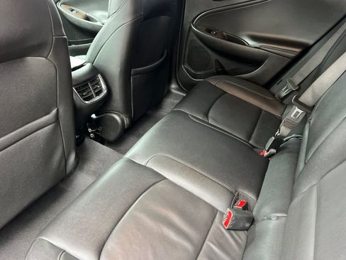Used 2023 Chevrolet Malibu LT w/ Midnight Edition image 5