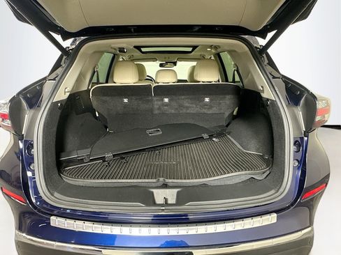 Used 2023 Nissan Murano Platinum w/ Cargo Package FWD image 31