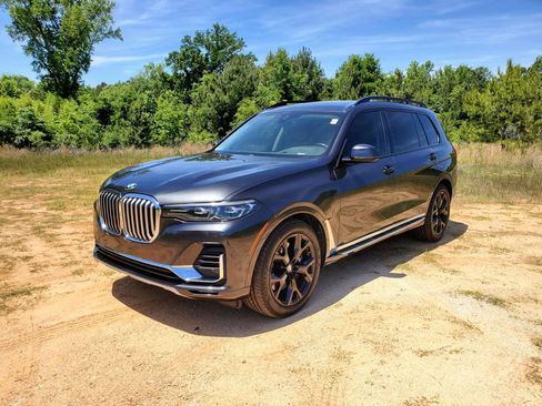 Used 2021 BMW X7 xDrive40i w/ Premium Package AWD/4WD image 23