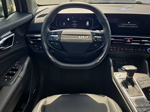 New 2026 Kia Sportage SX AWD/4WD image 14