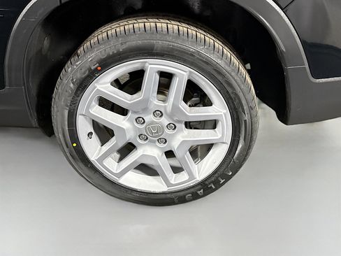 Used 2024 Honda Passport EX-L image 37