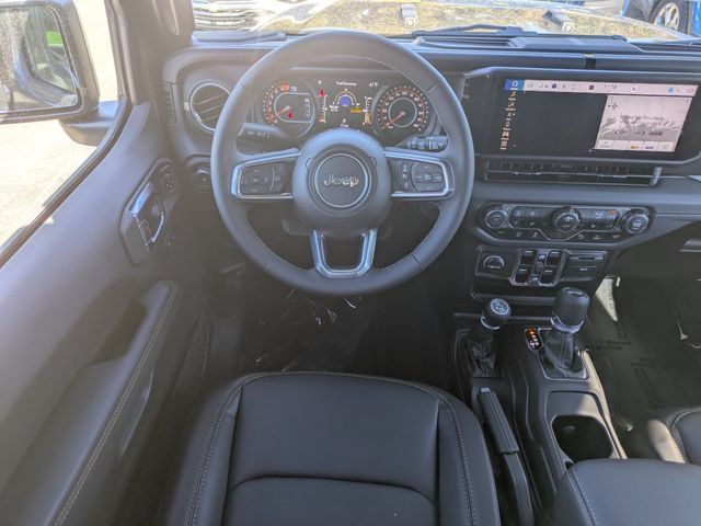 New 2025 Jeep Wrangler Unlimited Sahara AWD/4WD image 15
