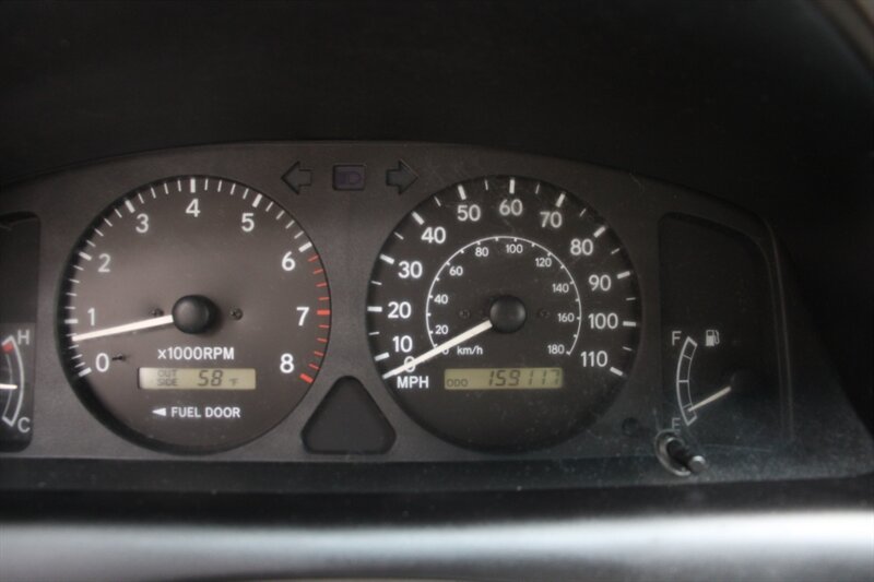 Used 2001 Toyota Corolla LE w/ Extra Value Pkg 2 FWD image 7
