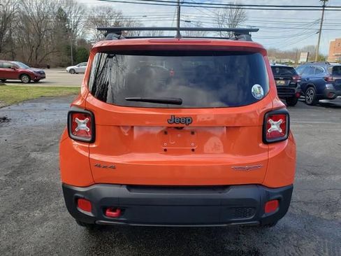Used 2016 Jeep Renegade Trailhawk image 4