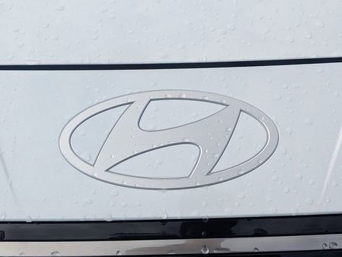 Used 2024 Hyundai Elantra Limited FWD image 37