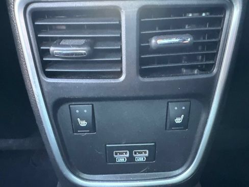 Used 2018 Dodge Charger R/T Scat Pack RWD image 32