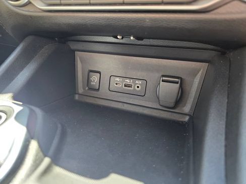 Used 2024 Nissan Sentra SV FWD image 21