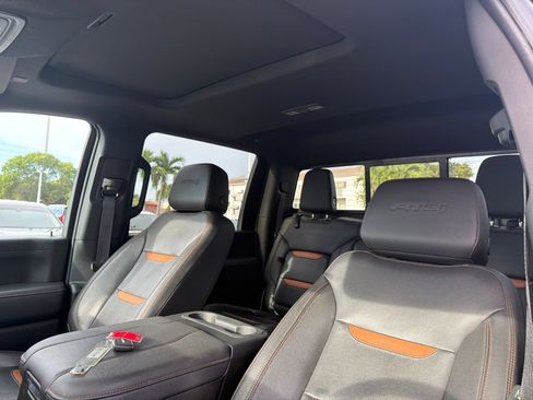 Used 2023 GMC Sierra 2500 AT4 w/ AT4 Preferred Package AWD/4WD image 21