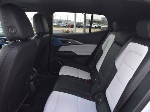 Used 2026 Chevrolet Equinox EV LT image 16