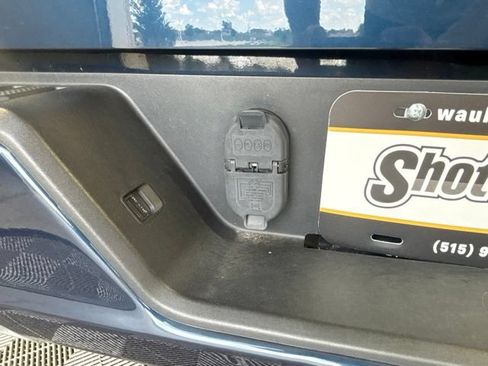 Used 2021 Chevrolet Silverado 1500 RST AWD/4WD image 27