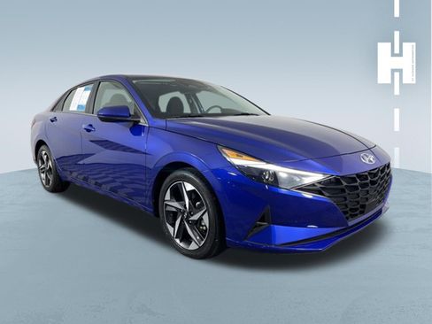 Used 2023 Hyundai Elantra SEL w/ Convenience Package FWD image 1
