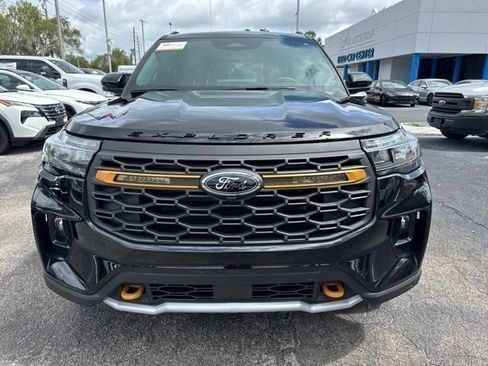 Certified 2026 Ford Explorer Tremor w/ Tremor Ultimate Package AWD/4WD image 17