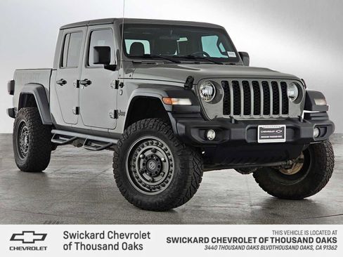 Used 2020 Jeep Gladiator Sport w/ Quick Order Package 24S image 1