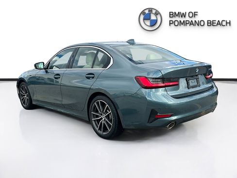 Used 2021 BMW 330i Sedan w/ Premium Package image 5